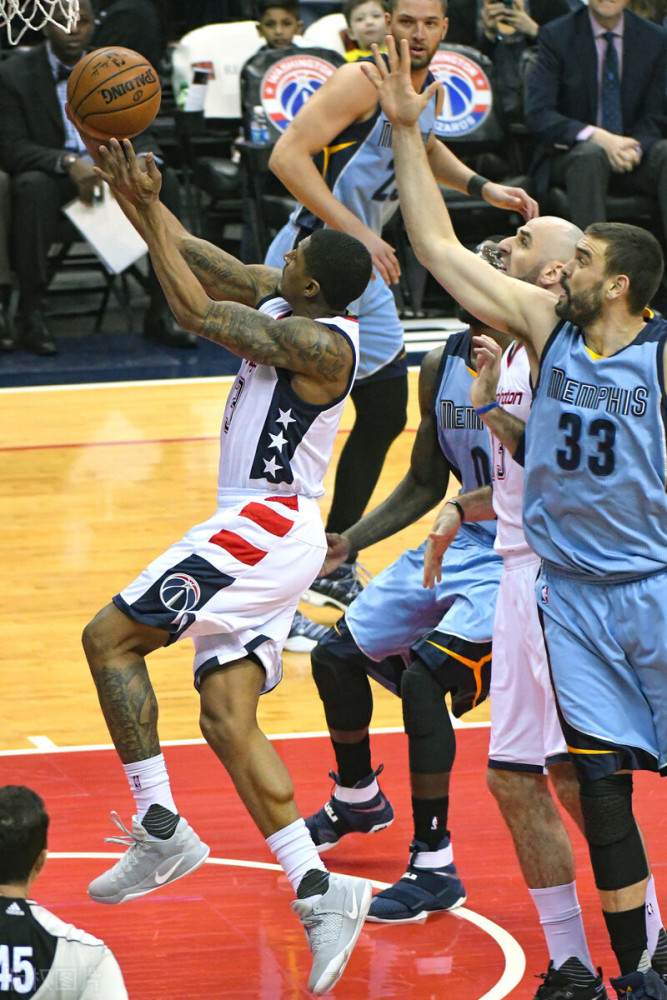 关于转会期欧超杯传出新动向，孟菲斯灰熊状态回暖，管理层表态：球迷炸锅，控场能力受关注的信息-开云首页APP