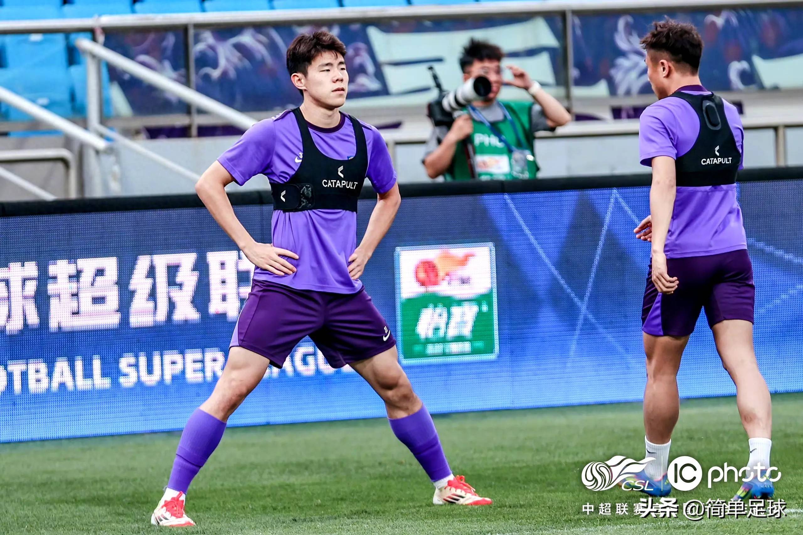 关于上海申花训练开放日，关键时刻伤情更新引欢呼，中超在即，心理建设被强调的信息-开云平台中国